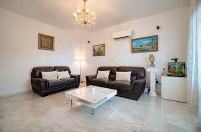 Detached Villa For Sale  in  Chloraka