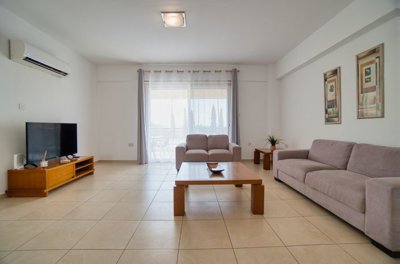 Apartment For Sale  in  Chloraka