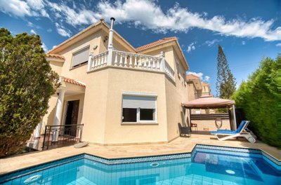 Detached Villa For Sale  in  Potamos Germasogeias