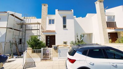 Detached Villa For Sale  in  Episkopi