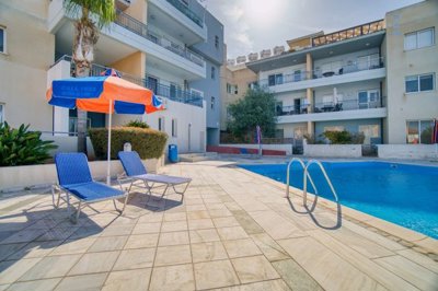 Apartment For Sale  in  Kato Paphos - Universal