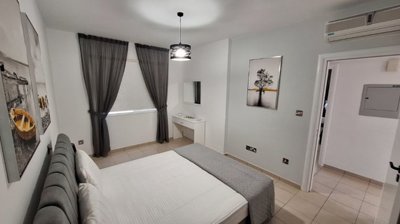 Apartment For Sale  in  Kato Paphos - Universal