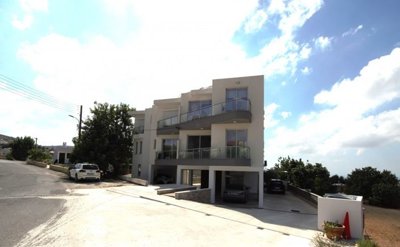 Ground Floor Apartment For Sale  in  Mesa Chorio