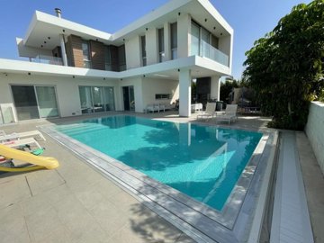 1 - Larnaca, Villa