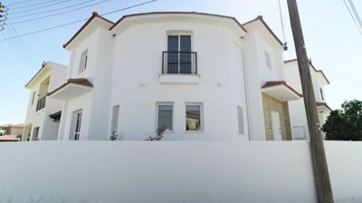 Semi Detached Villa For Sale  in  Livadia