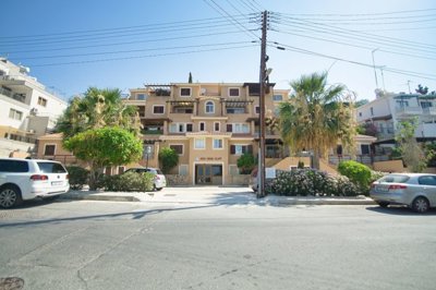 Apartment For Sale  in  Kato Paphos - Universal