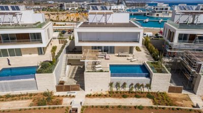 Detached Villa For Sale  in  Paralimni Marina