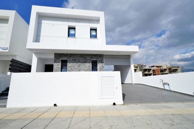 Detached Villa For Sale  in  Select Location