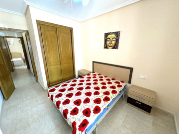 48407wonderful2bedroomsouthfacinggardenapartm