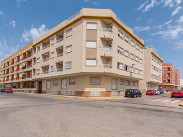 48513lovely2bedtopfloorapartmentinlospalacios