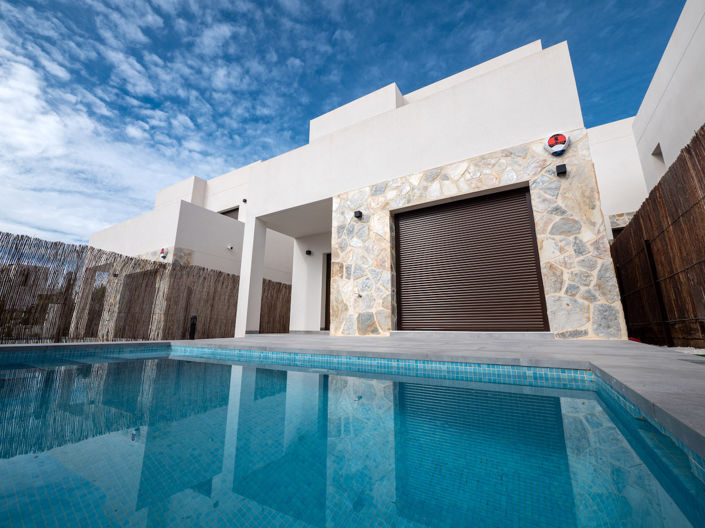 Image No.1-3 Bed Villa for sale