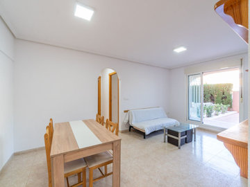 48615spacious2bedroomgardenapartmentcentrallo