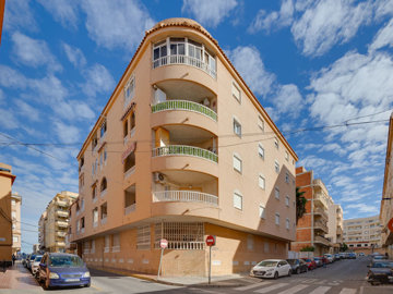 48696spacious2bedroomapartmentcentrallocation