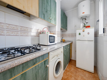 48696spacious2bedroomapartmentcentrallocation