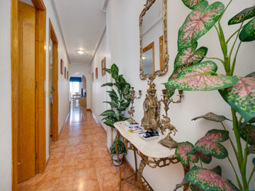 48696spacious2bedroomapartmentcentrallocation