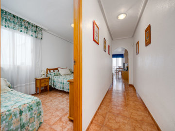 48696spacious2bedroomapartmentcentrallocation