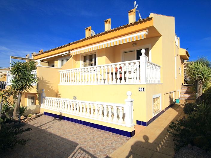 Image No.1-4 Bed Villa for sale