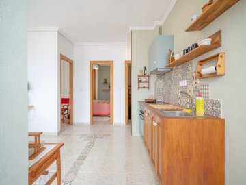 48788spacious3bedroomvillageapartment23012511