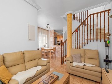 48783stylish3bedroomdetachedvillainelraso2201