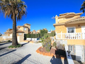 48821exceptionallyspaciousdetachedvilla800sqm