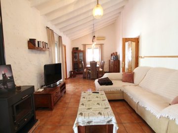 48828charming3bedroomfincastylepropertyonthee