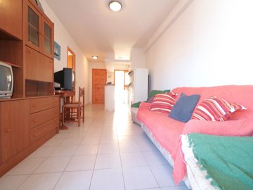 488322bedroomapartmentinresmarazul17022513475