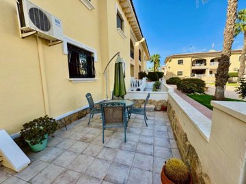 48847spacious2bedroomgardenapartmentwithpoolv