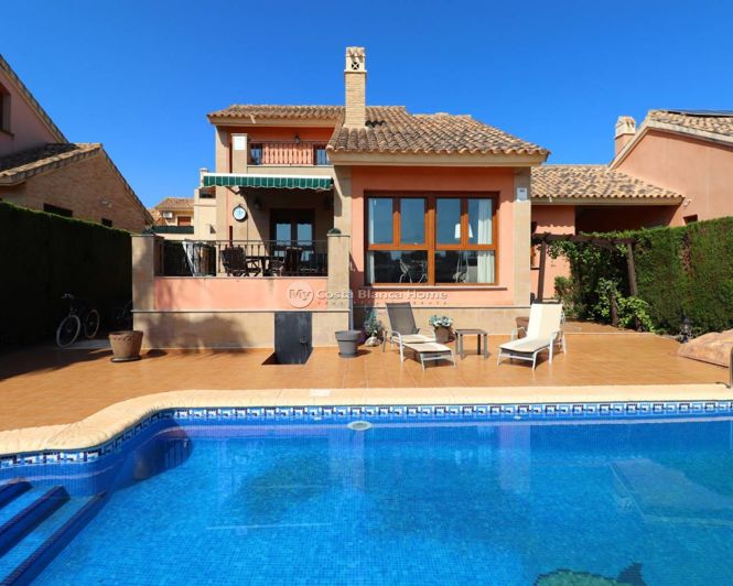 Image No.1-3 Bed Villa for sale