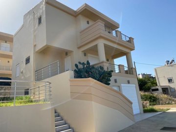 1 - Akrotiri, Maisonette