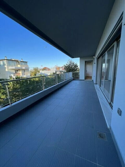 Image No.1-Appartement de 2 chambres à vendre à Glyfada