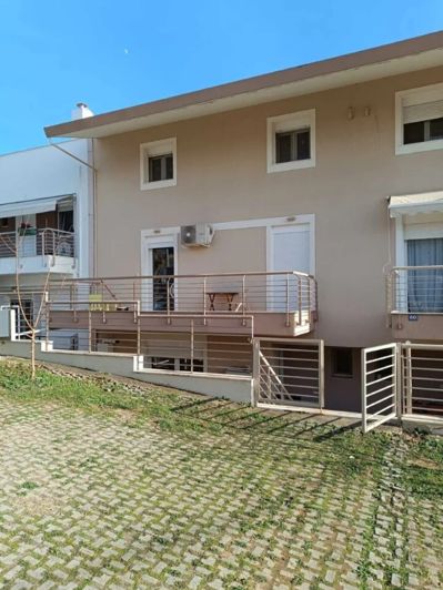 Image No.1-5 Bed Maisonette for sale