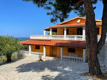 Photo 3 - Villa 265 m² in Ionian Islands