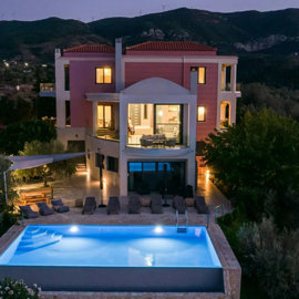 Photo 5 - Villa 450 m² in Peloponnisos