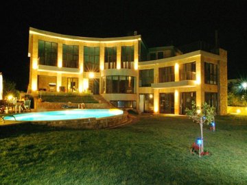 Photo 2 - Villa 430 m² in Macedonia