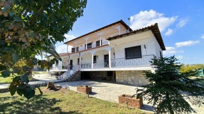 Photo 1 - Townhouse 360 m² in Central Macedonia