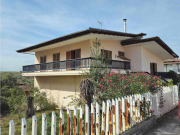 Photo 1 - Cottage 254 m² in Macedonia