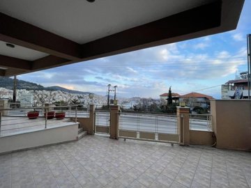 Photo 3 - Townhouse 250 m² in Macedonia