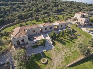 Photo 2 - Villa 430 m² in Peloponnisos