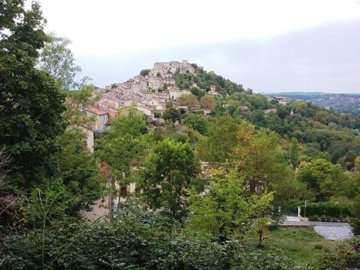 1 - Cordes-sur-Ciel, Property