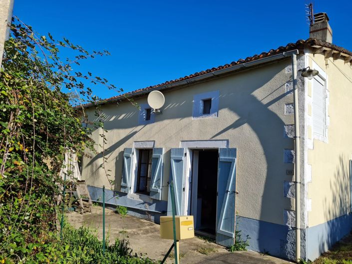 Image No.1-Maison de 2 chambres à vendre à Beaulieu-sur-Sonnette