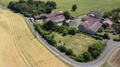 1 - Charente, House