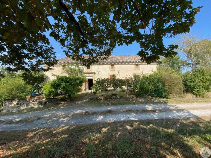 Image No.1-Ferme de 8 chambres à vendre à Sérignac-Péboudou