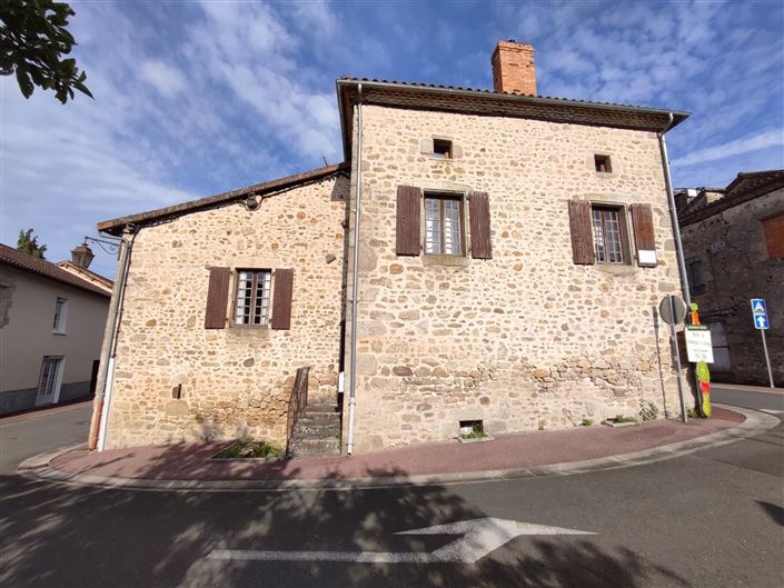 Image No.1-Maison de village de 2 chambres à vendre à Champniers-et-Reilhac