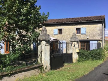 1 - Charente, House