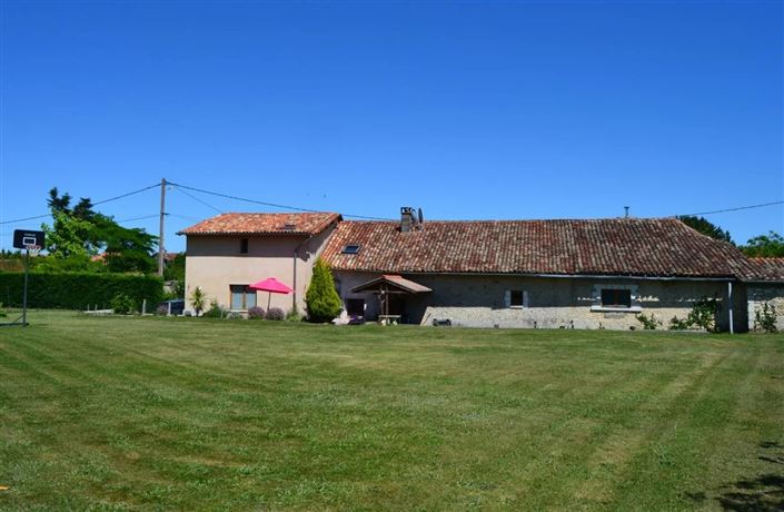 Image No.1-Maison de village de 5 chambres à vendre à Saint-Aulaye