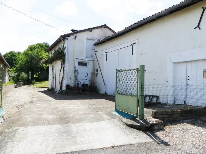 Image No.1-Maison de 2 chambres à vendre à Saint-Gourson