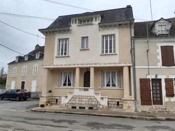 1 - Bélâbre, Maison