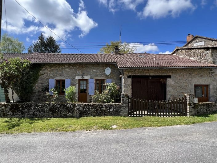 Image No.1-Maison de 3 chambres à vendre à Saint-Mathieu