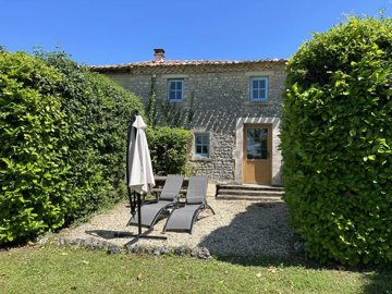 1 - Charente, House