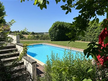 1 - Charente, House